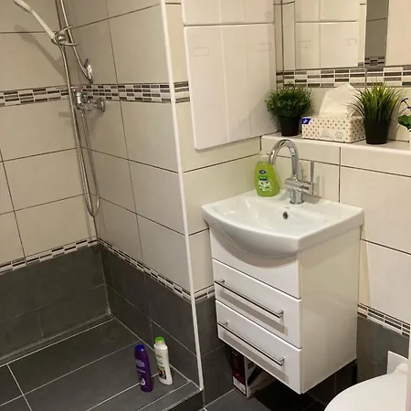 Apartment Star #5a515 By Starbnb Eu Brno